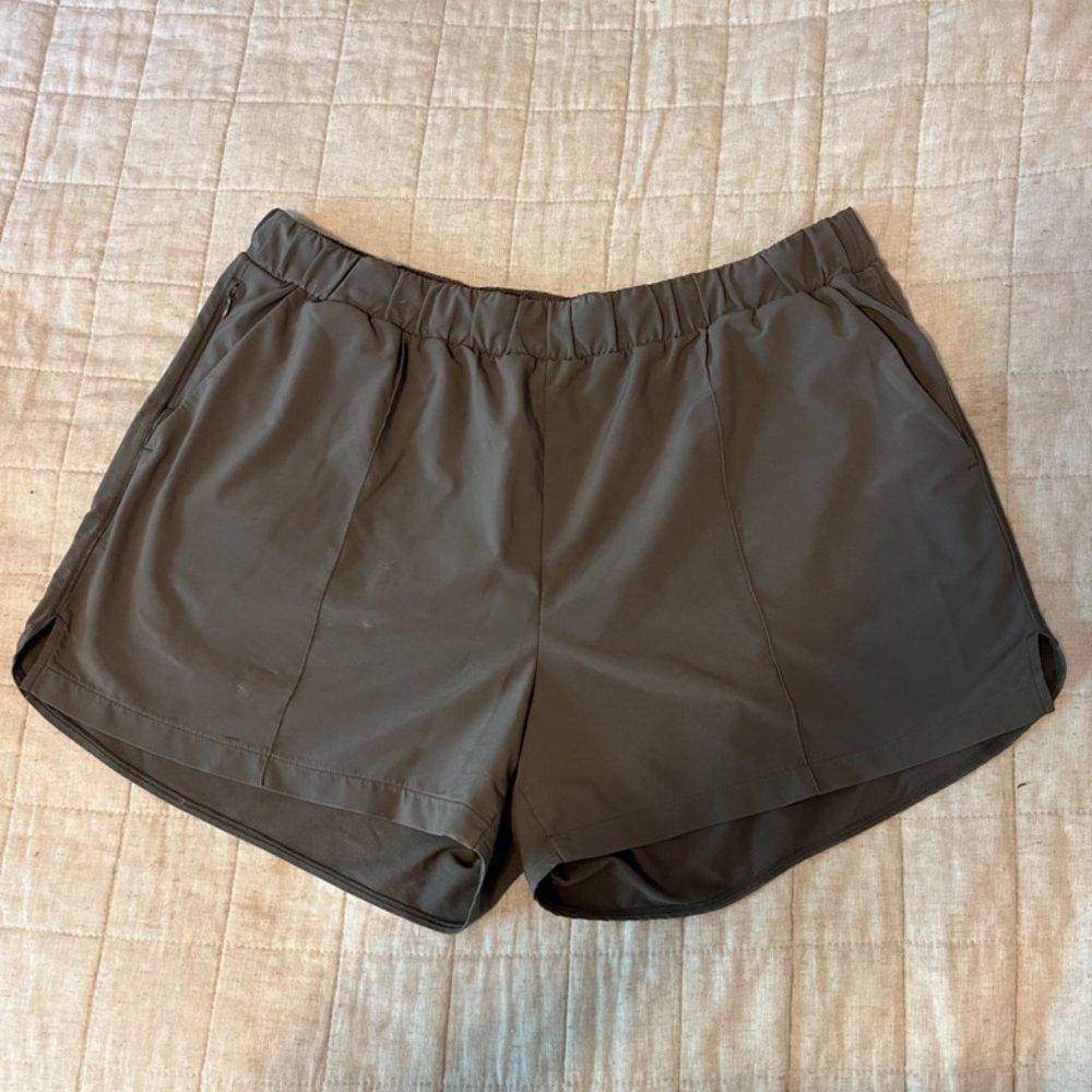 Zella Taylor Getaway High Waist Stretch Recycled Polyester in Taupe | Size XL